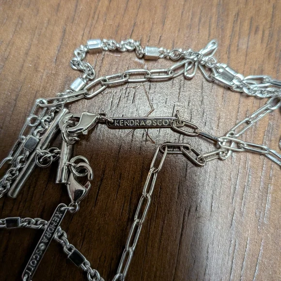 Kendra Scott Turquoise Silver Pendant Necklace - Picture 4 of 4